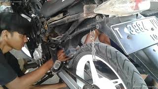 Ganti shock breaker belakang motor Jupiter MX