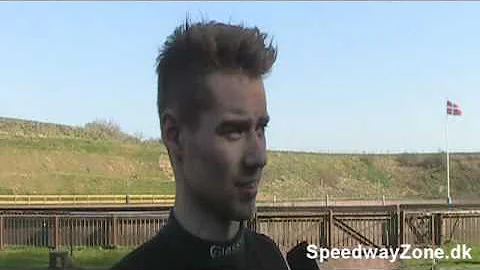 Interview med Nicki Barrett - Glums 23. april 2011
