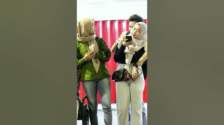 Pelukan depan teman #shorts