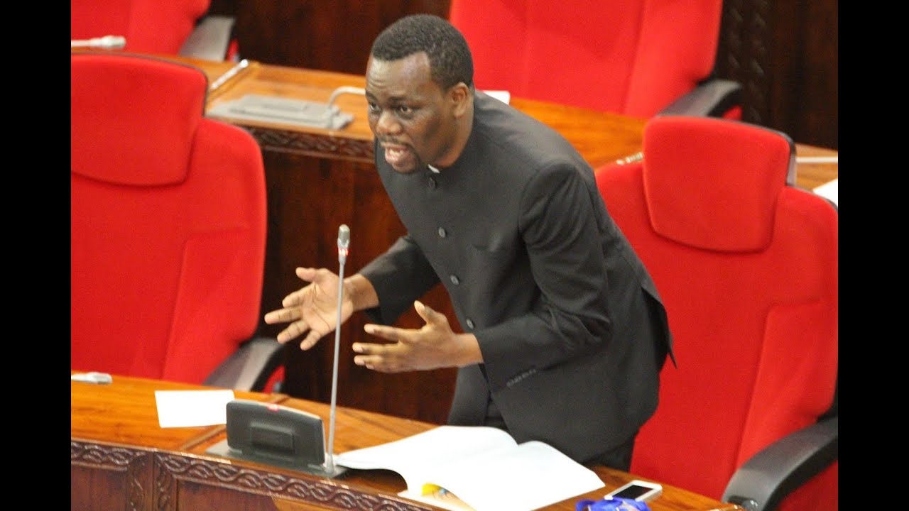 MWENYEKITI APOTEA KIGOMA, ZITTO AKINUKISHA