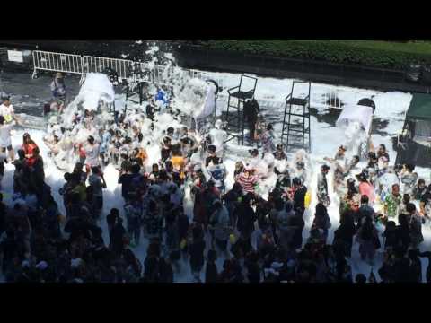 BKK) Songkran Festival Central World & Isetan, 2017