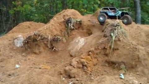 3 year old driving his axial wraith part 1