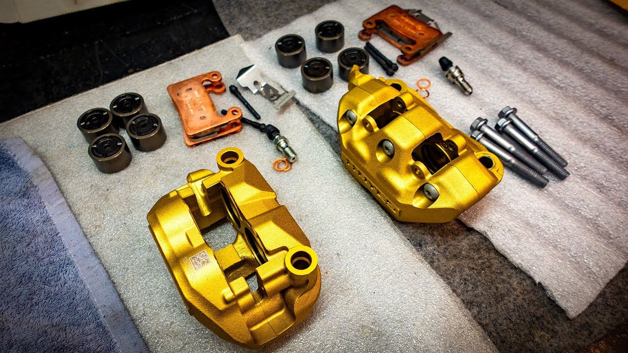 Inside the BMW Calipers!! • Spyder Trans Assembly! TheSmoaks Vlog