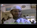 الشيخ احمد ديدات وتلميذه د ذاكر نايك يشاهدان احدى مناظراته Zakir Naik and Ahmed Deedat