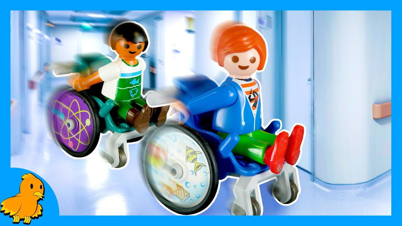 ROLLSTUHL RENNEN im Krankenhaus 🏥 Playmobil Film Deutsch | Familie Vogel