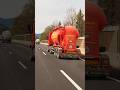 Silo-Parade auf der A9! 🚛💨🔥 Rot, Weiß oder Silber? / Silo Convoy! 🚛💨🔥 Red, White or Silver?