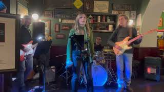 The One I Love (Mind The Gap live @ Joyce Irish Pub 10/02/2023)