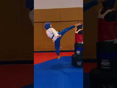 Taekwondo Kübra Dağlı