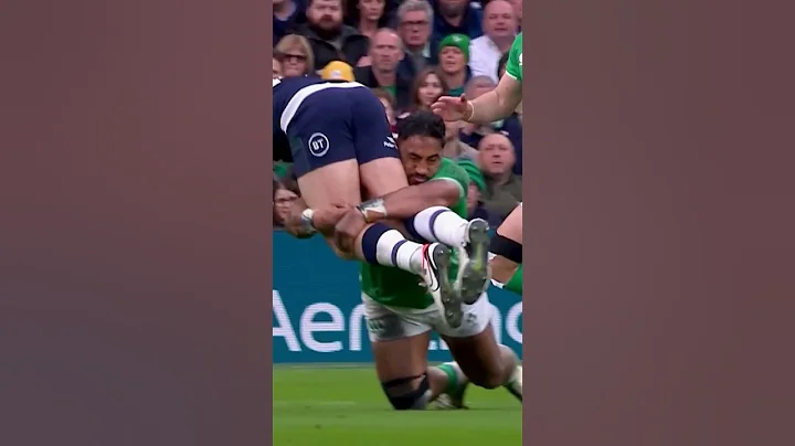 Bundee Aki, chopping down trees! 🌲🤝