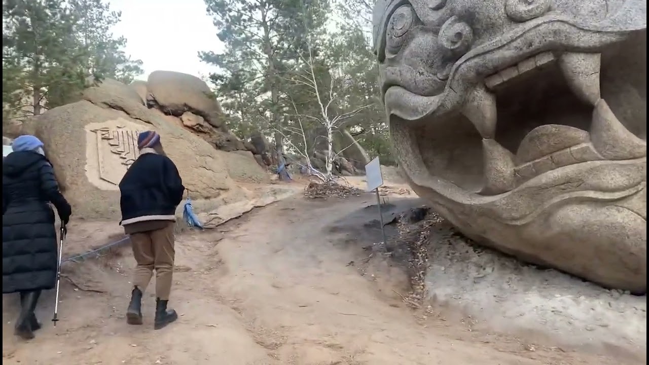 Аглаг бүтээлийн хийдийн өдрийн аялал