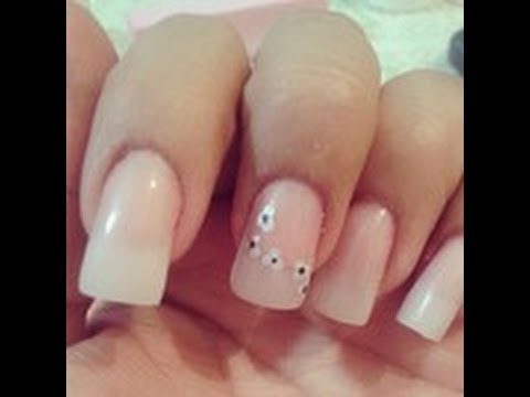 mantén tus uñas naturales largas con acrílico