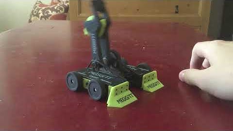 BattleBots Hexbug Whiplash Toy Review