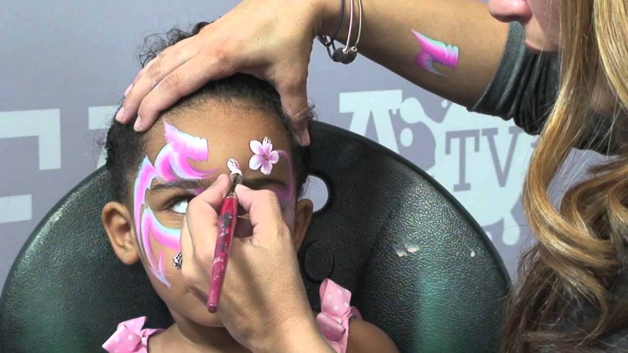 Раскраска лица маленького дракона Паффа