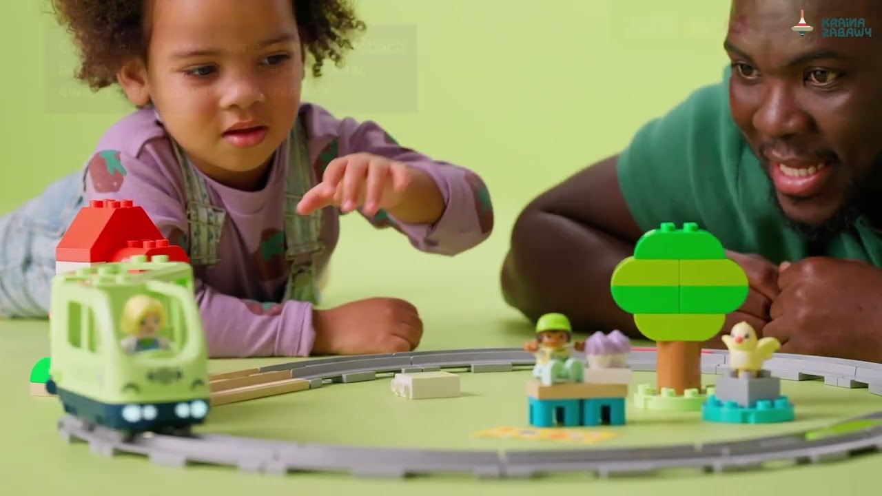 LEGO DUPLO Town - Przygoda z interaktywnym pociągiem 10427 - www.krainazabawy.pl