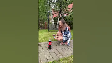 😂 Кола и ментос. Что будет?
