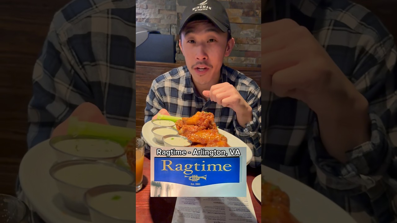 Ragtime (Sriracha Honey) #wings #chickenwings #foodie #foodreview #foodcritic