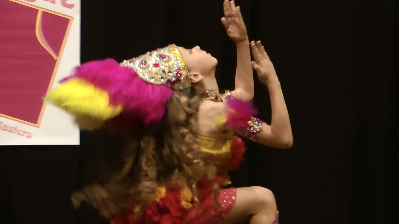 Anastasia Perekhrest ⊰⊱ Ukrainian Bellydance Championship '14.