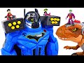 バットマンバットボットエクストリームメガバットロボット！ 巨大な恐竜を倒せ！