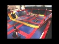 Balle au prisonnier sur des trampolines