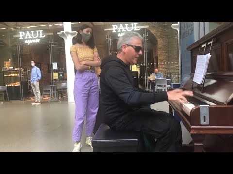 Asian Girl Is Unimpressed With Mad Piano Skills thumbnail