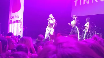 Tinashe "All the hands on deck" at coca cola all access lounge at Hammerstein ballroom NYC 12/9/16