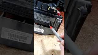 Bench testing Dodge Ram IPM box for shorts in the parking lamp relay circuit