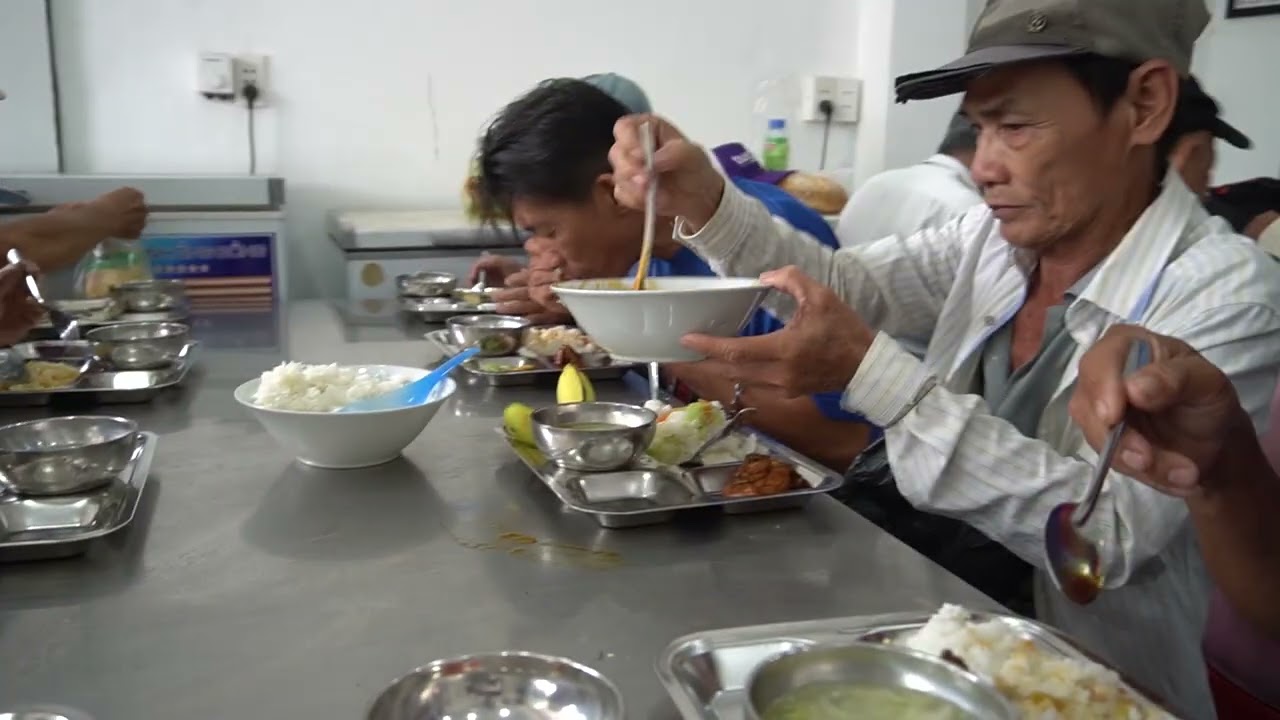 Quán Cơm XH 239 Bis LTKiet  Nụ Cười 7 cũ   ngày 15 7 2025