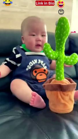 Cute baby \u0026 talking cactus😘😍🤩 | funny babies funny moment #cutebaby #baby #shorts #funnyvideo