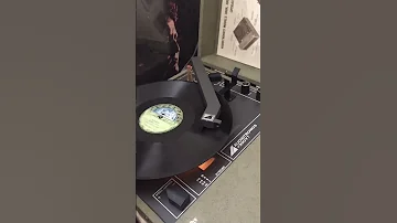 حمیرا سنتی شاه موسیقی Music Singer گیتار عارف داریوش اقبالی Vinyl تیک تاک Tiktokvideo Instagram 