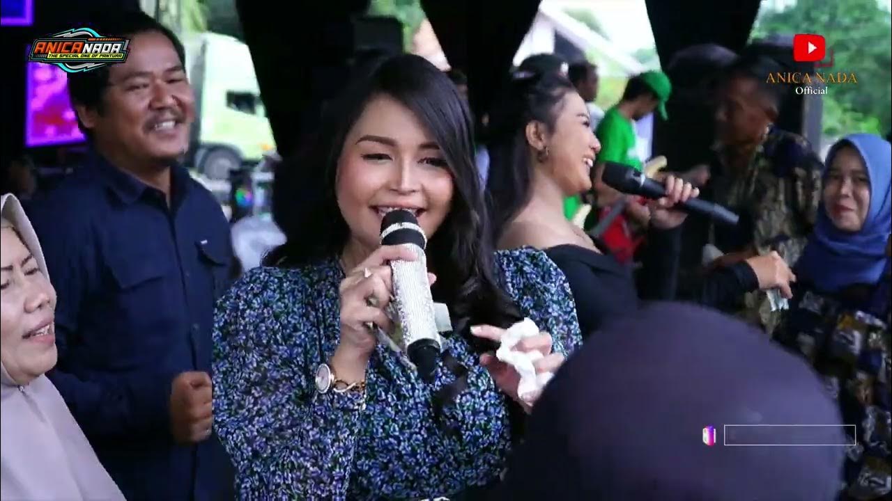 Jinsiy onlayn tatuirovka ayollarning tukli jozibasi