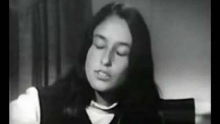 JOAN BAEZ...Blowing in the wind