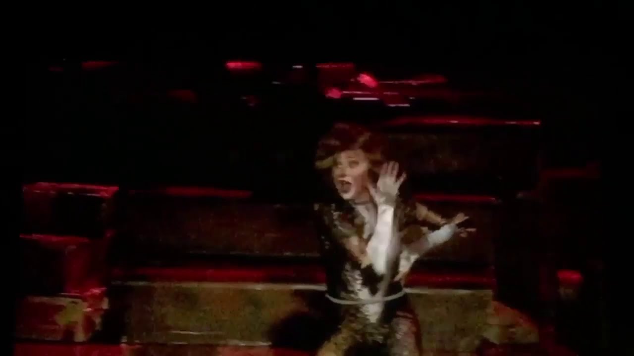 'Macavity': Agnes Pure (Demeter) and Charlie Johnson (Bombalurina)