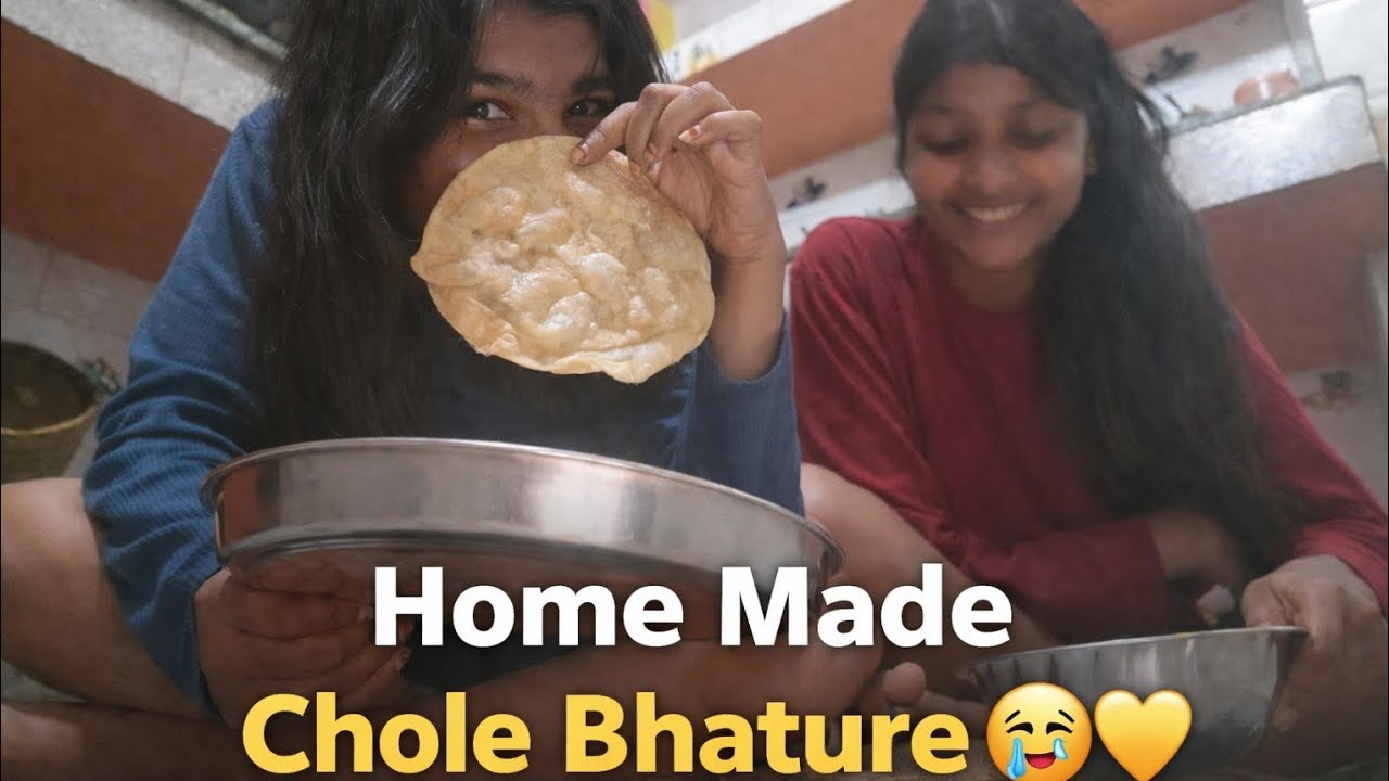 Chole by me, bhature by masi 😭💛  Ghar ki simple happiness ✨#cooking #vlog #newyoutuber ☺️