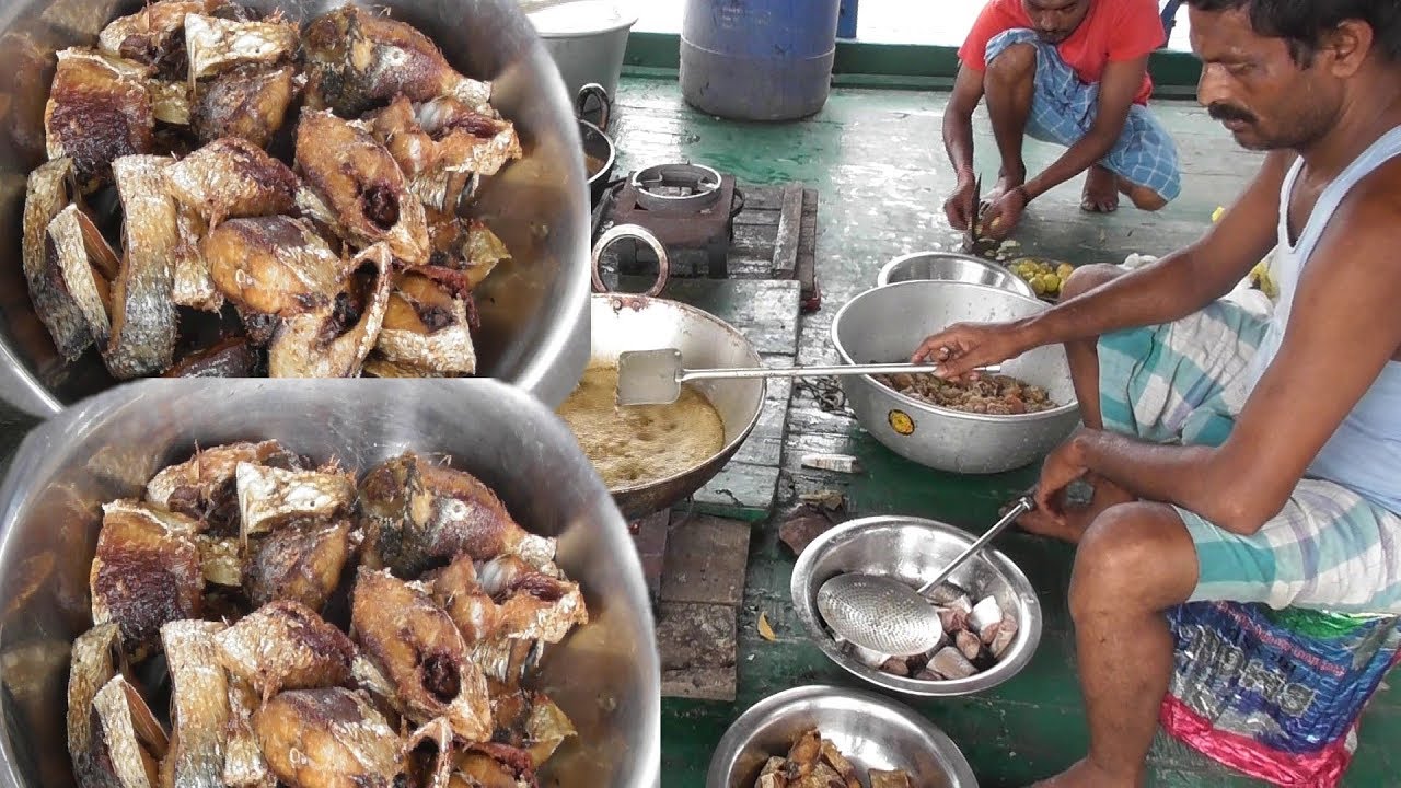 Indian Street Food at Vessel Boat - Ilish (Hilsa Fish ) Fry  Preparation | Street Food Loves You | Indian Food Loves You