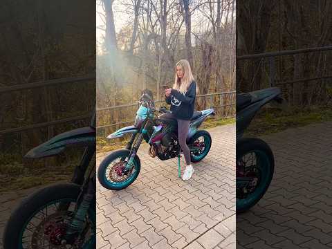 Video: Kupplungs-Wheelies auf einem Motorrad durchführen - Gunook