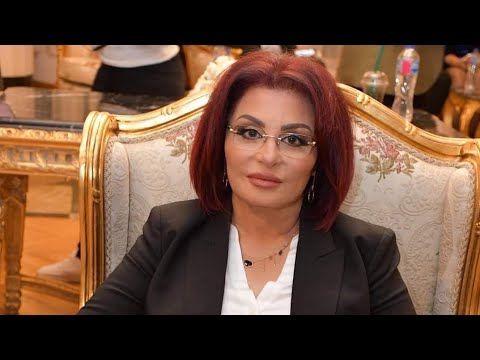 تكريم الإعلامية القديرة هالة ابو علم من كلية الاعلام بجامعة مصر للعلوم و التكنولوجيا