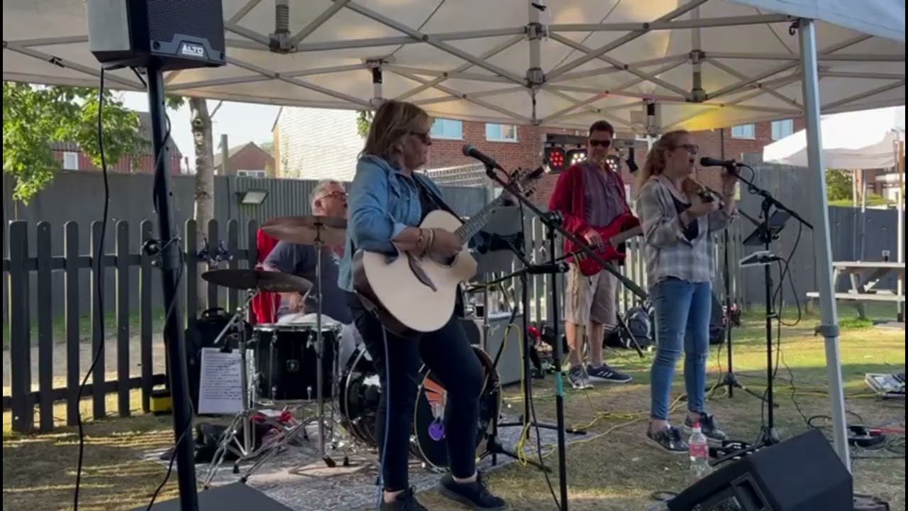 Acousticatz at the Crown Inn music festival August 16, 2025