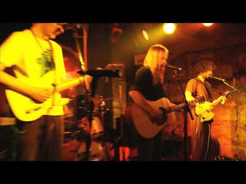 Luva Anna - Pigeon Song LIVE @ The Mill