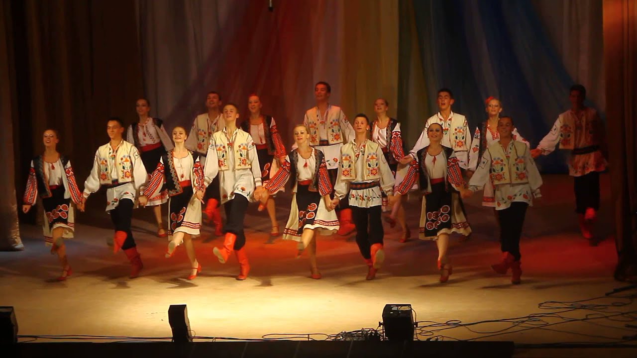 Молдавський танець "Сирба"