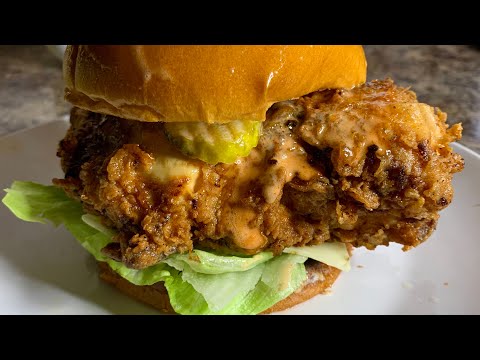 BUTTERMILK FRIED CHICKEN SANDWICH 🔥• FAMOUS BUFFALO SANDWICH