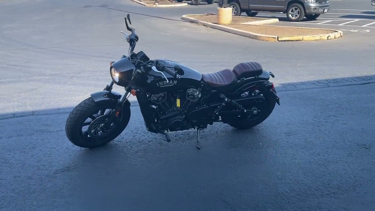 2018 Indian Scout Bobber for sale at Cycle Country in Salem Oregon.
