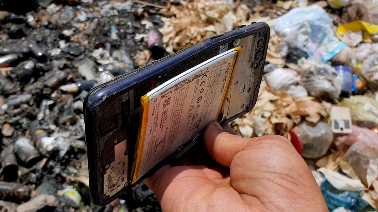 😍Great! i Found many broken phone parts and More!   How To Restore Cracked Oppo oldphone