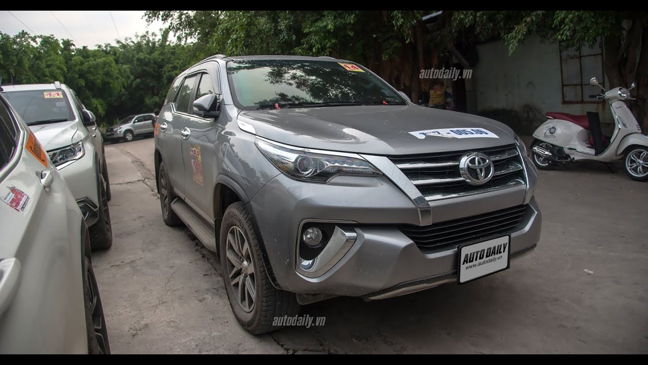 2016 Toyota Fortuner in Vietnam