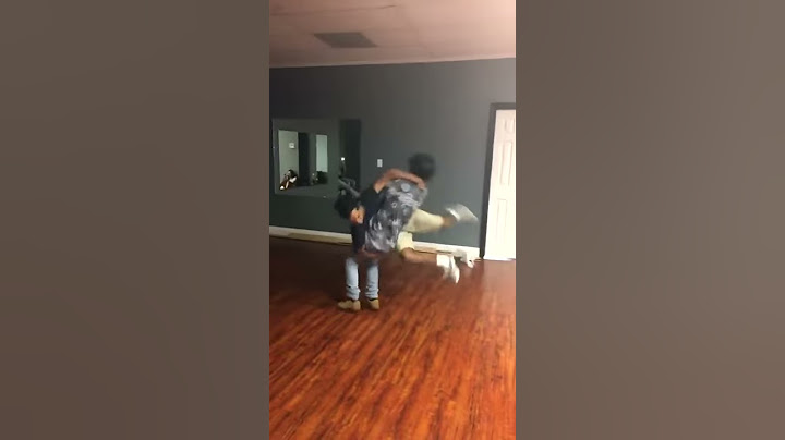 Don't try this at home LMAO 😝 ( via @guccixgooch )