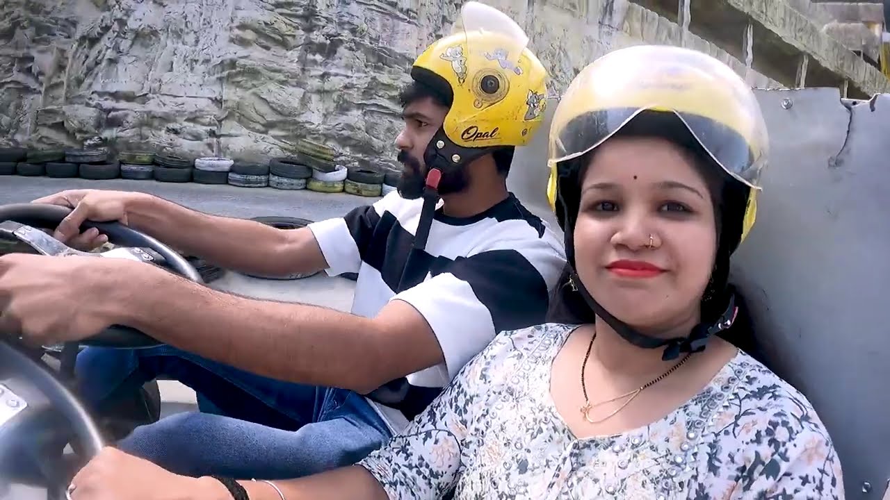 Shimla Vlog | Kufri ,Horse Riding,The Ridge,Shimla Night Life | Mall ...