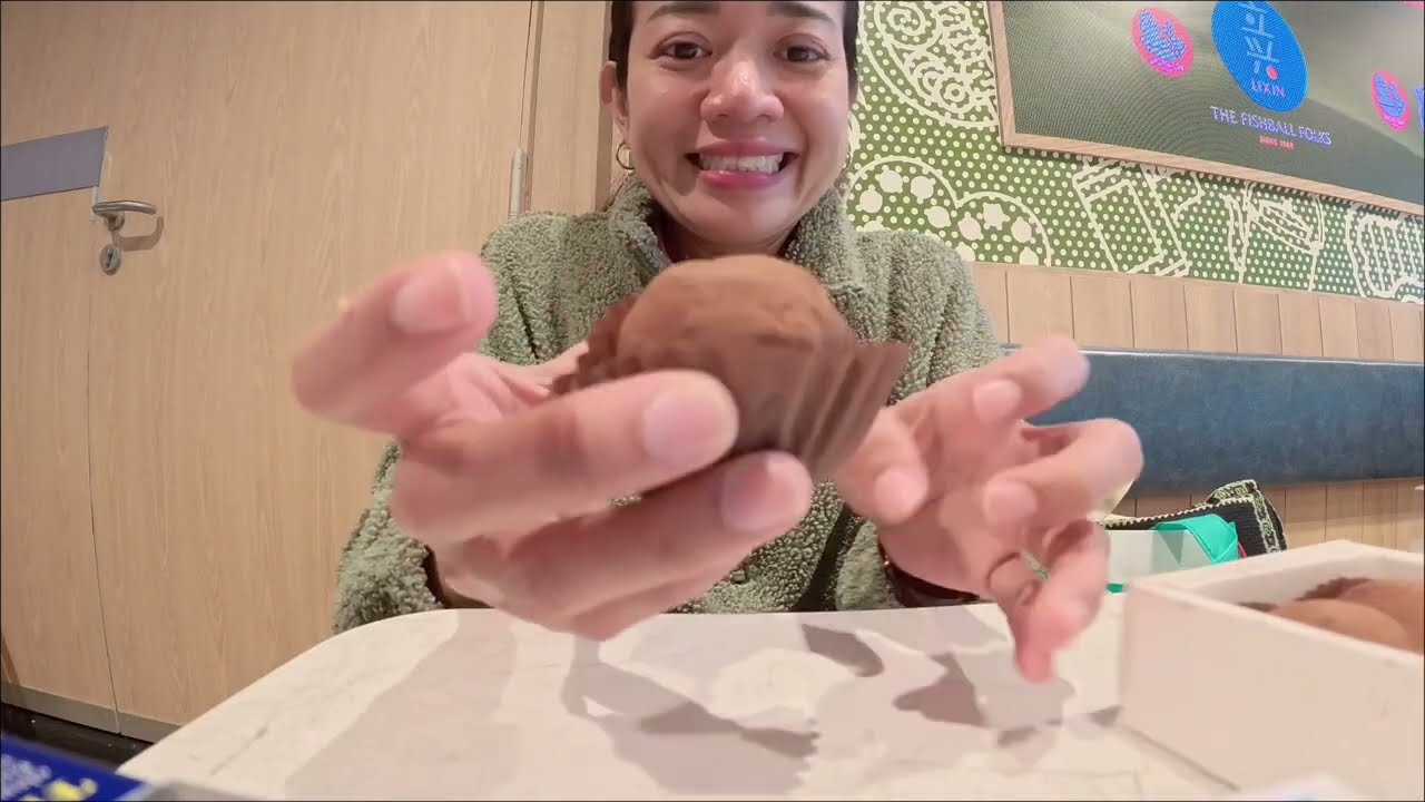 We tried the viral CHEWY choco Cookie in SG||●ZelSitch