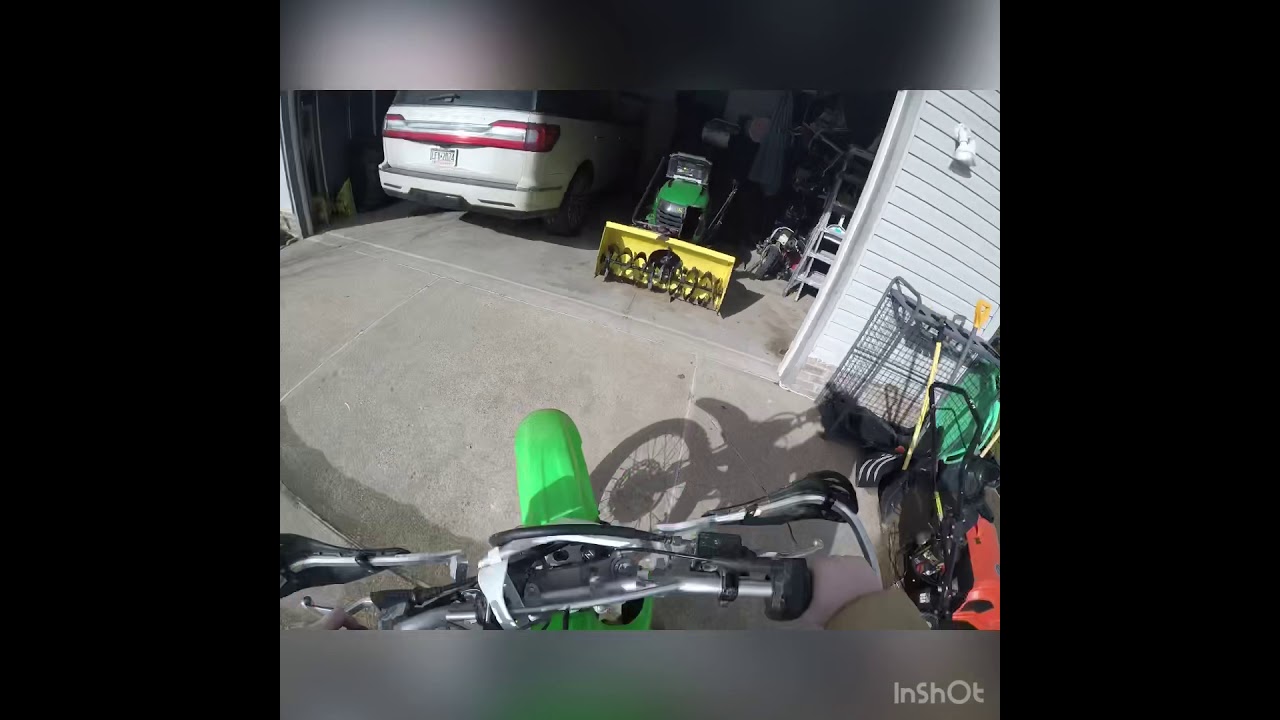 How to wheelie a KLX 140 YouTube