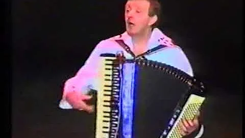 Scottish Accordionist Arthur Spink 1943 - 2017