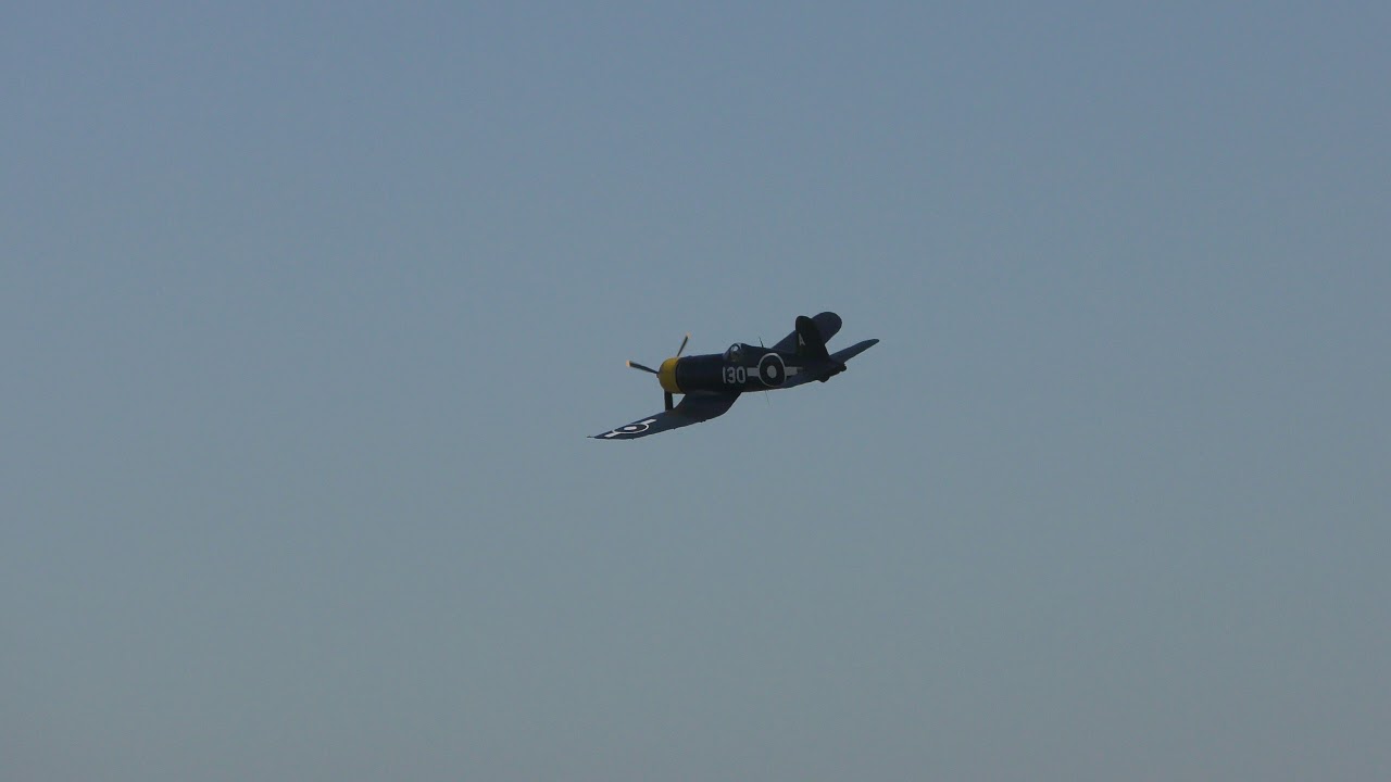 duxford airport Duxford Battle of Britain Air show Fedex notonradar& Goodyear Corsair display 21sep19 4p