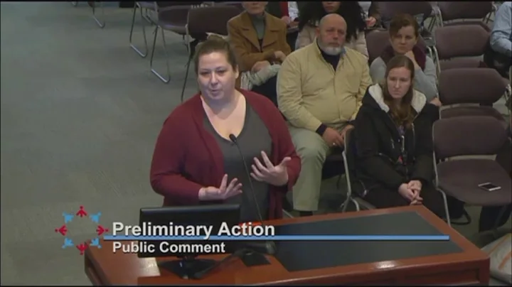Heather Tidd addresses Lakeville (Minnesota) schoo...